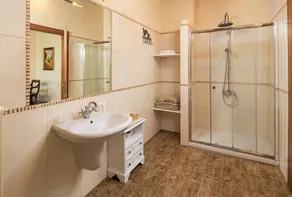 Villa Anna - Nine Bedroom Villa, Sleeps 18 - Image 4