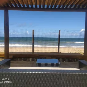 Beachfront paradise with 13 bedrooms - Image 2