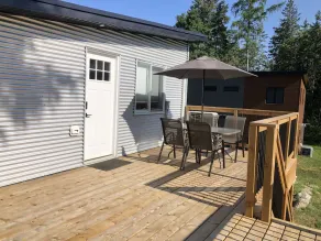 Bachelor Suite Bed & Breakfast in Northern Muskoka - Image 5