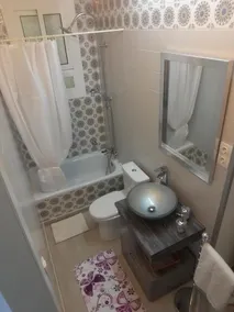 Lejlighed med pool og havudsigt og aircondition. Meget roligt område - Image 2