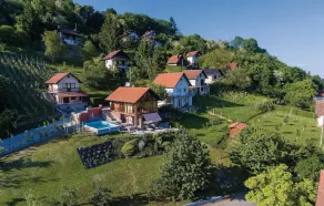 Awesome home in Novi Marof - Image 5