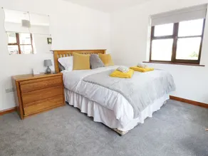 GARTH COTTAGE, pet friendly, luxury holiday cottage in Denbigh - Image 4