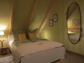 Appartamento vacanze 'Koras Dachkammer' con giardino privato - Image 4