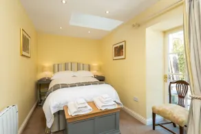 Luxury Hayshed Cottage with hot tub near St Andrews - Image 3