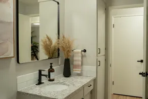 Spacious 2 Bedroom in Kennewick - Image 4