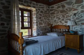 Seaside villa with private swimming pool and fabulous view to the Aegean sea - Image 4