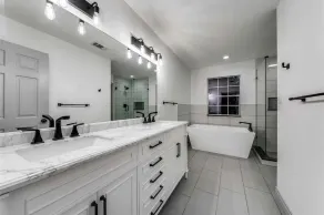 A Century Modern Luxurious Home Minutes from White Rock Lake & A Huge Backyard! - Image 3