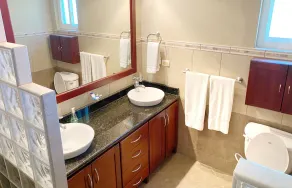 Splendid beachfront penthouse - close to town! - Image 4