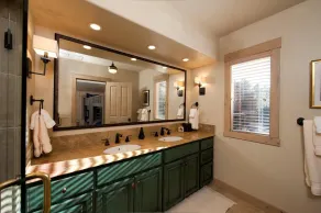 Exquisite Links & Mountain Retreat | AC, Pool, Hot Tub, Golf & Ski - Image 3