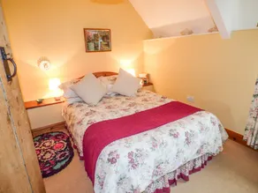 Mary's Cottage, COMBE MARTIN - Image 5