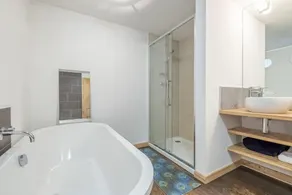 Nice And Spacious Apt In Chamonix Mont Blanc - Image 4