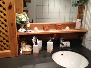 Wohnung in Residenz mit privatem Pool und Tennisplatz 10 Minuten zu Fuß vom Zentrum und Wandergebieten - Image 3