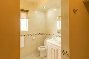 Luxury Holiday 3 Bedroom Villa w/ private pool & air conditioning.  Sleeps 7-9 - Image 4