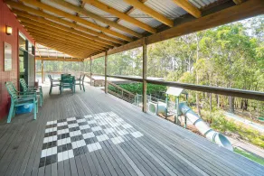 Clancy's Lodge at BANJOS BUSHLAND RETREAT - couples, families & groups - Image 5