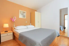 Two bedroom apartment with terrace and sea view Podgora, Makarska (A-16630-a) - Image 4