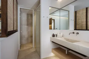 Aurora Villa, - Image 2