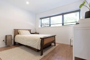 Impressively Spacious Modern & Convenient - Image 5