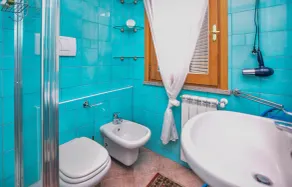 2 Bedroom Stunning Apartment In Sabaudia - Image 2