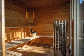 The Nabbe – Lake Escape w/ Sauna, Jacuzzi & Boats - Image 3