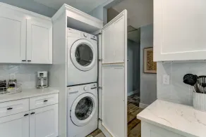 Remodeled home walking distance to Canal St. - Image 2