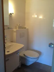 Confortável apartamento bem acabado com vista para o vale - Engadina / Celerina - Image 3