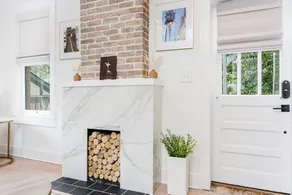 Luxury Garage Studio  - Image 2