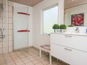 Cozy Holiday Home in Jutland near Sea - Image 2