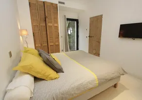 Chateau / Country House - Image 3
