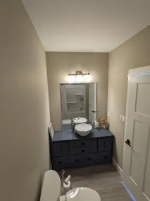 Spacious apartment on homestead; Experience sustainable living - Image 2