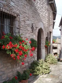CASA LA TORRE i den lilla umbriska byn Macerino - Image 5
