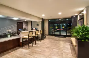 Suite 4-Mins from Airport | Fitness Center + Pool - Image 5