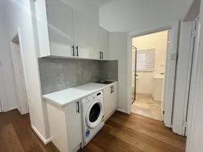 Tasha's Duplex on Muller - Image 2