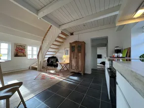 Lake View Apartment - Image 2