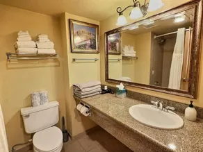 Studio #120 @ Perfect Location w Pool & Hot Tub - Image 3