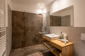 Moosbichlerhof new chalet 55 sqm, panoramic view, pool near Merano, Merano Card. - Image 2