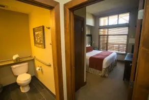 Fully Equipped in the Heart of Canyons Village - Image 3