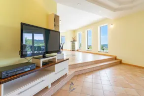 Villa moderna con piscina vicino alle spiagge per un massimo di 8+2 ospiti - Image 2