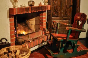 Grandma's House - traditional accomodation house near to Bran Castle - Image 2