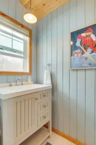 Cozy Mod Cabin On Turtle Lake! No Pets Allowed  - Image 3