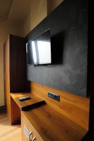 THE SPARK INN - Image 2