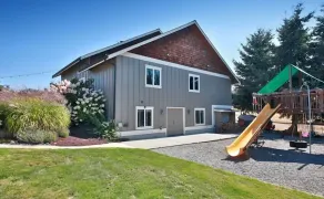 Vineyard Villa Bayview Getaway. Family Friends Gathering and Kids' Fun Paradise - Image 2