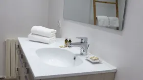Charming flat in the centre of Auray - Image 3