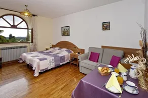 Korsa in Sveti Lovrec * Istrien - Image 4