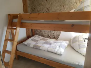 Vacation apartment 4 with mountain view - Image 3