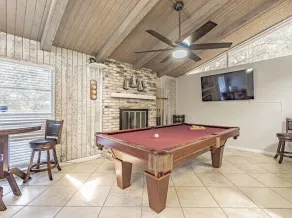 Perfect Location Heated Pool House - Image 2