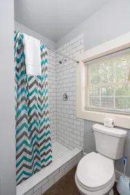 Cozy Downtown Escape | The Condon Carriage - Image 3