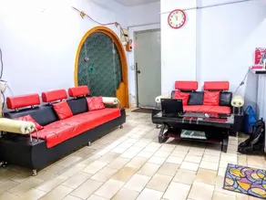 Centre Karachi Apartment - Image 4