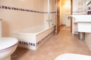 Logement unifamilial en logement complet - Image 5