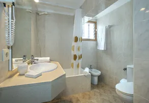 VILLA GUILLERMO - RUSTIC STAY - Image 2