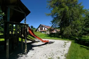Family gite in the Jura Mountains for 17 to 27 people - Image 3